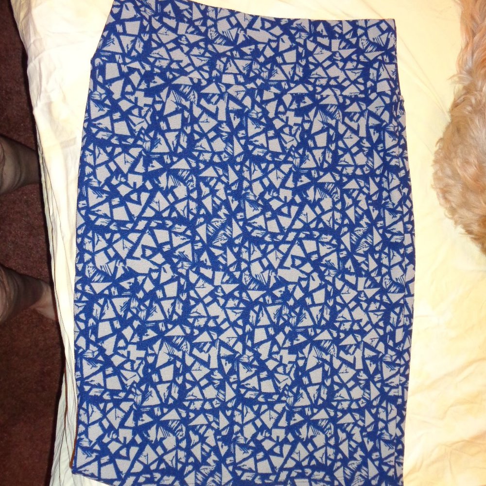 LuLaRoe "Cassie" pencil skirt new without tags size medium blue grey